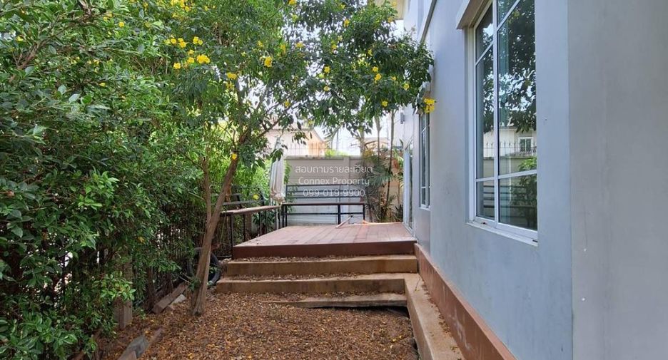 For sale 4 bedrooms house in Krathum Baen, Samut Sakhon
