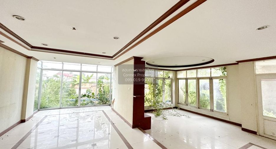 For sale 4 bedrooms house in Krathum Baen, Samut Sakhon