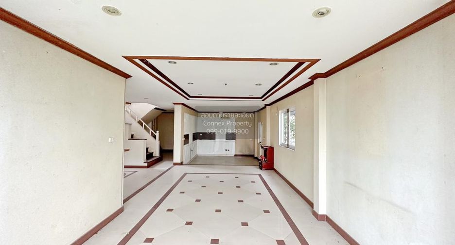 For sale 4 bedrooms house in Krathum Baen, Samut Sakhon