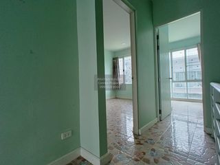 Casa adosada en venta de 3 habitaciones en Min Buri, Bangkok