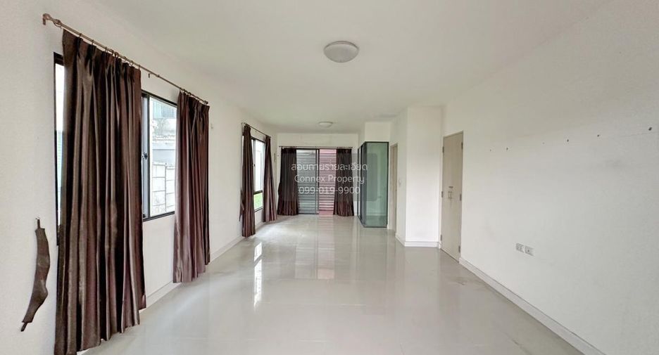 For sale 3 bedrooms townhouse in Bang Bua Thong, Nonthaburi