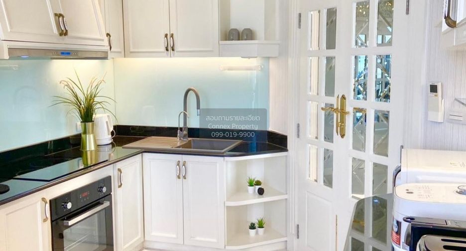 For sale 2 bedrooms condo in Khlong Toei, Bangkok