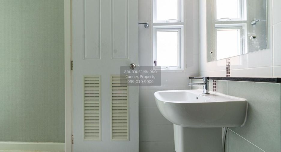 For sale 3 bedrooms house in Bang Phli, Samut Prakan