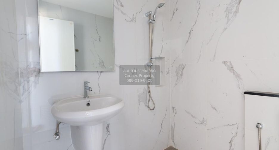For sale 3 bedrooms townhouse in Phra Samut Chedi, Samut Prakan