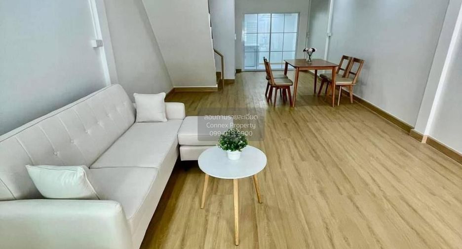 For sale 2 bedrooms townhouse in Khlong Sam Wa, Bangkok