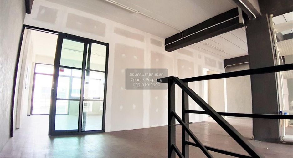 Local comercial en venta de 5 habitaciones en Bang Yai, Nonthaburi