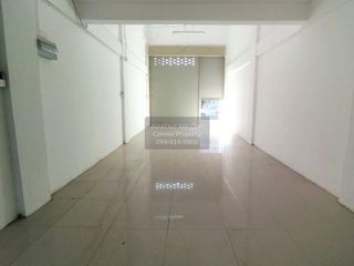 Local comercial en venta de 6 habitaciones en Bang Yai, Nonthaburi