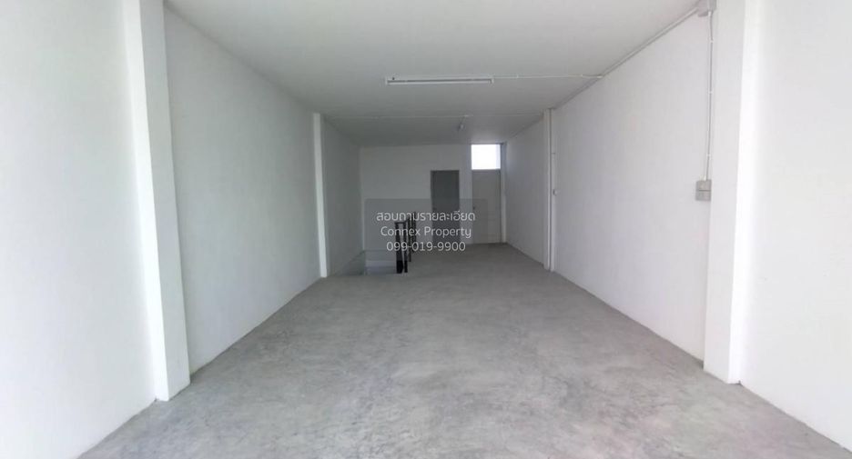Local comercial en venta de 6 habitaciones en Bang Yai, Nonthaburi