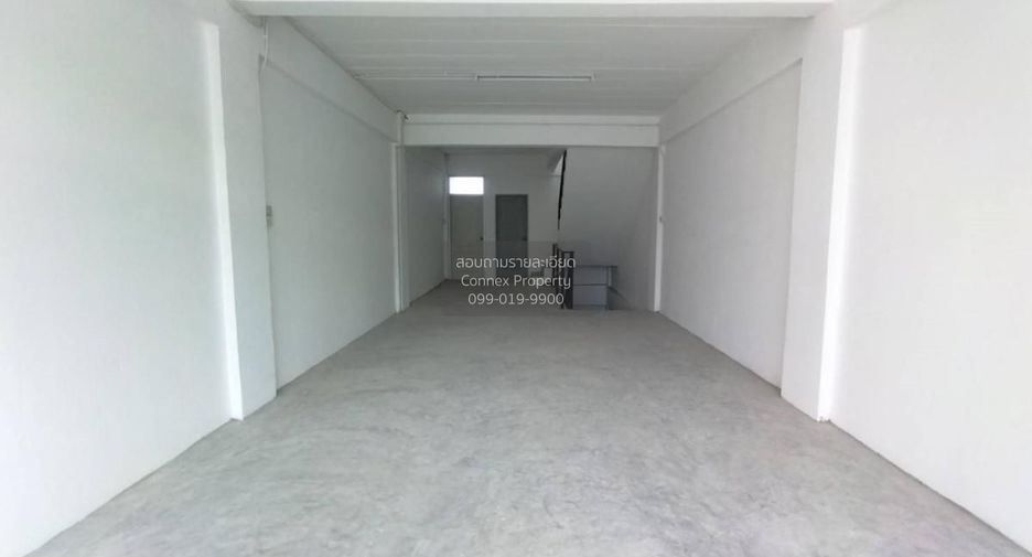 Local comercial en venta de 6 habitaciones en Bang Yai, Nonthaburi
