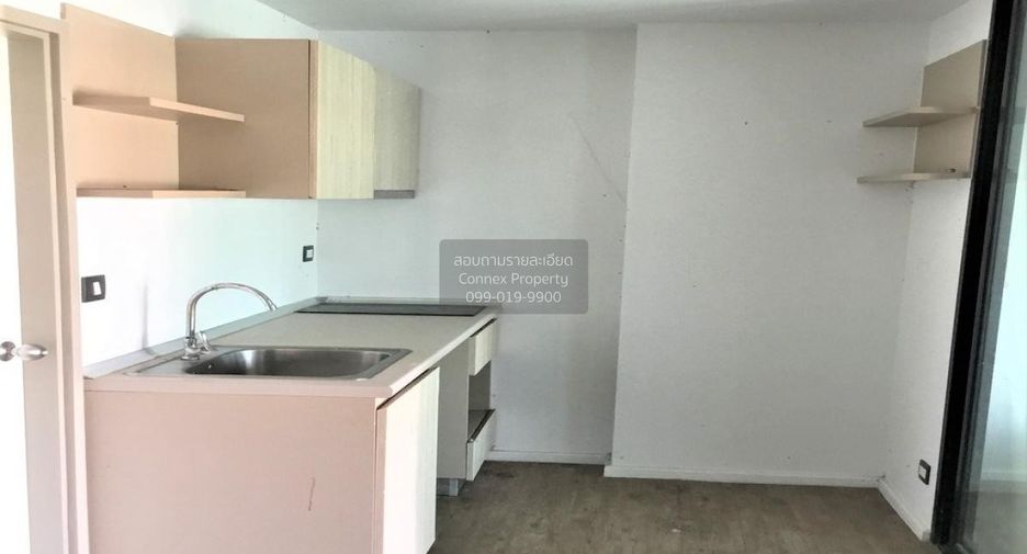 For sale 2 bedrooms condo in Mueang Samut Prakan, Samut Prakan