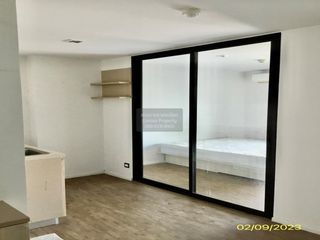 For sale 2 bedrooms condo in Mueang Samut Prakan, Samut Prakan