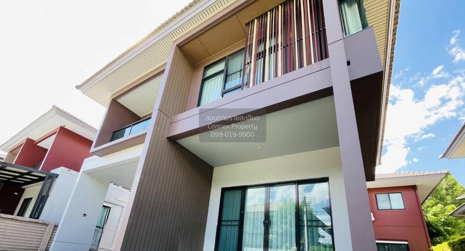 For sale 3 bedrooms house in Mueang Pathum Thani, Pathum Thani