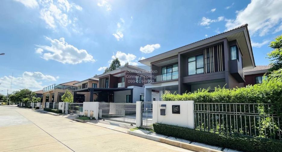 For sale 3 bedrooms house in Mueang Pathum Thani, Pathum Thani
