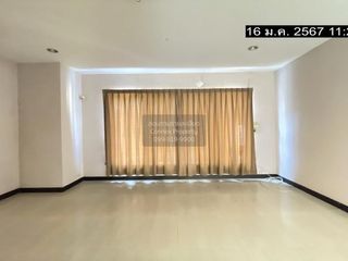 出售 4 卧室 独立屋 在 Mueang Samut Sakhon, Samut Sakhon