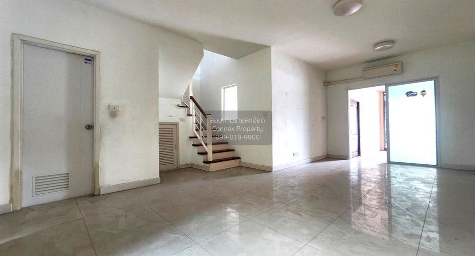 For sale 4 bedrooms townhouse in Bang Kruai, Nonthaburi