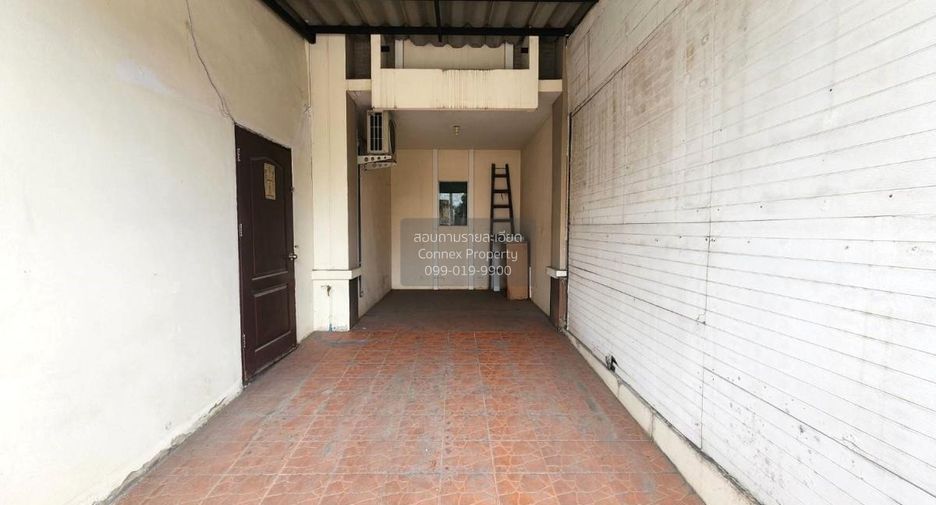 For sale 4 bedrooms townhouse in Bang Kruai, Nonthaburi