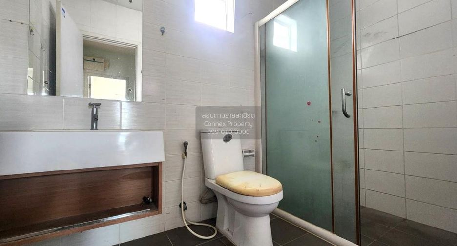 For sale 4 bedrooms townhouse in Bang Kruai, Nonthaburi