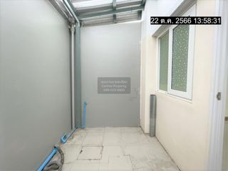 For sale 3 bedrooms townhouse in Mueang Samut Sakhon, Samut Sakhon