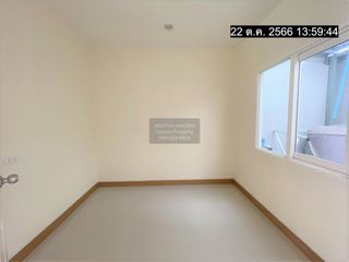 For sale 3 bedrooms townhouse in Mueang Samut Sakhon, Samut Sakhon