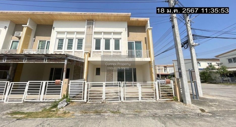Casa adosada en venta de 3 habitaciones en Mueang Samut Sakhon, Samut Sakhon