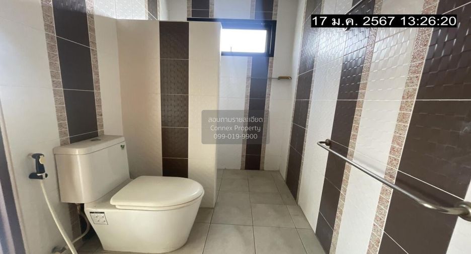 Casa adosada en venta de 3 habitaciones en Mueang Samut Sakhon, Samut Sakhon