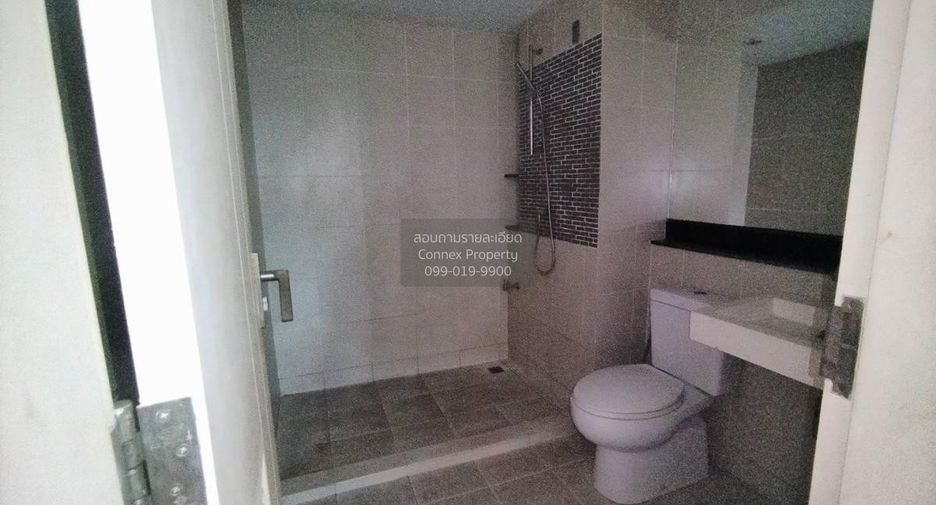 Haus zum Kauf mit 4 Zimmer in Mueang Pathum Thani, Pathum Thani