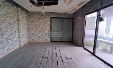 Casa en venta de 4 habitaciones en Mueang Pathum Thani, Pathum Thani