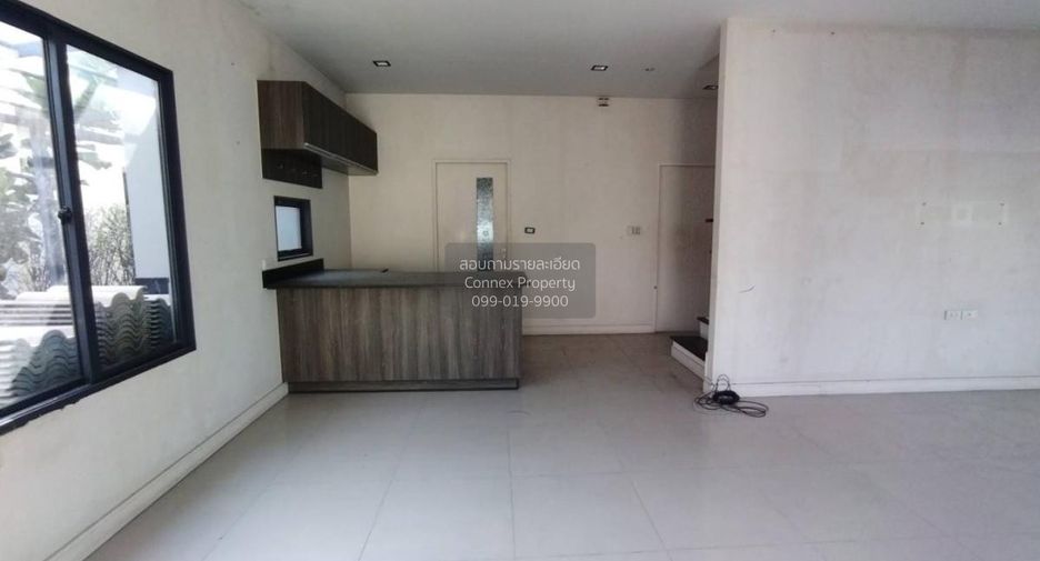Haus zum Kauf mit 4 Zimmer in Mueang Pathum Thani, Pathum Thani