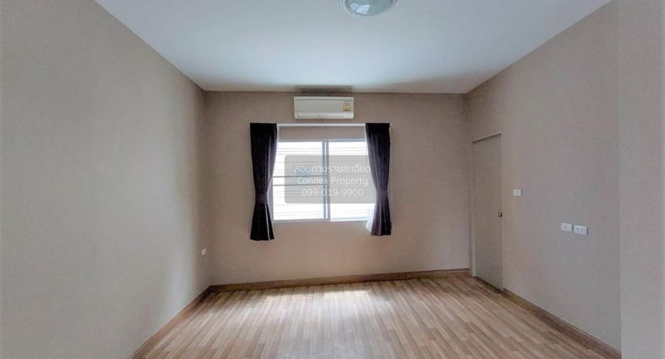 For sale 4 bedrooms townhouse in Mueang Nonthaburi, Nonthaburi