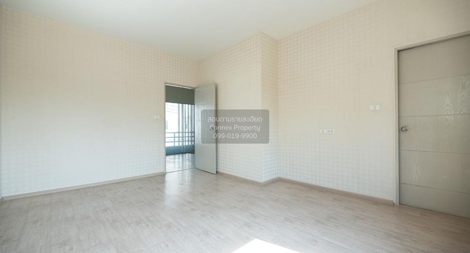 For sale 3 bedrooms townhouse in Mueang Nonthaburi, Nonthaburi