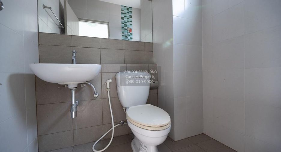 For sale 3 bedrooms townhouse in Mueang Nonthaburi, Nonthaburi