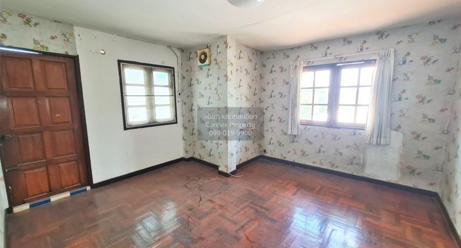 For sale 5 bedrooms house in Pak Kret, Nonthaburi