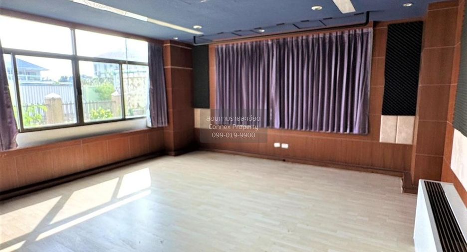 Haus zum Kauf mit 8 Zimmer in Bang Khae, Bangkok