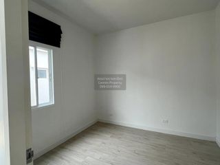For sale 4 bedrooms townhouse in Sam Phran, Nakhon Pathom