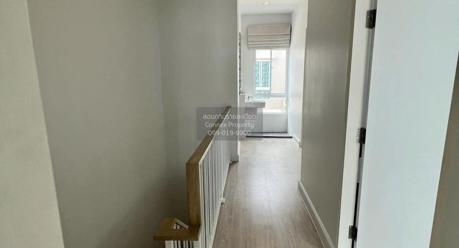 For sale 4 bedrooms townhouse in Sam Phran, Nakhon Pathom
