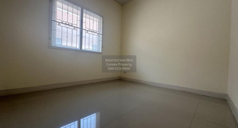 For sale 4 bedrooms townhouse in Lam Luk Ka, Pathum Thani