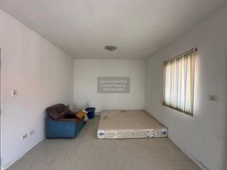 Casa adosada en venta de 4 habitaciones en Mueang Samut Sakhon, Samut Sakhon