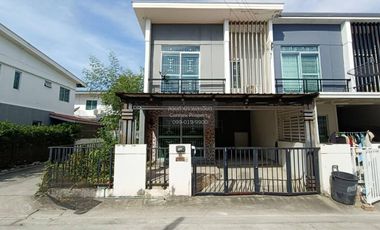 Reihenhaus zum Kauf mit 3 Zimmer in Bang Sao Thong, Samut Prakan