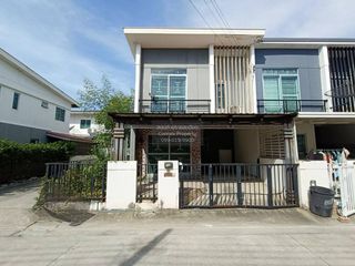 For sale 3 bedrooms townhouse in Bang Sao Thong, Samut Prakan
