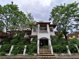 For sale 9 bedrooms house in Thanyaburi, Pathum Thani