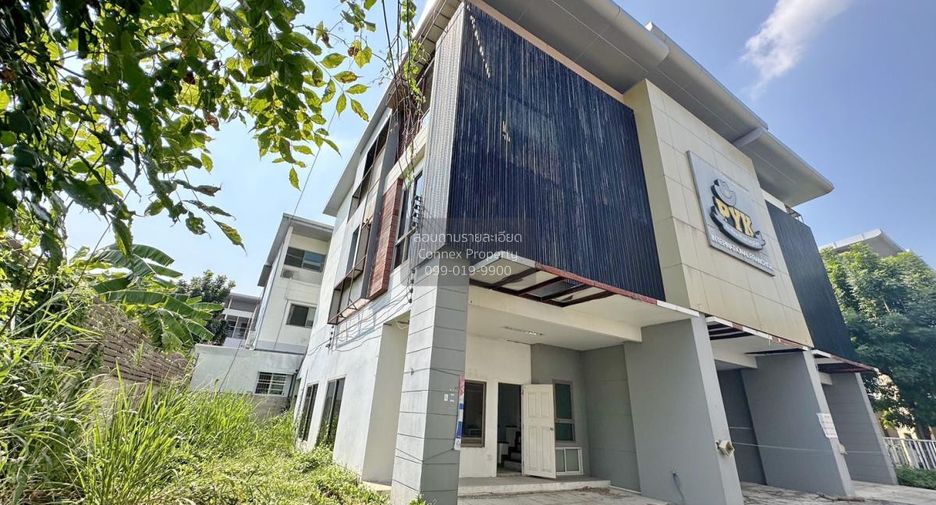 For sale 3 bedrooms townhouse in Pak Kret, Nonthaburi
