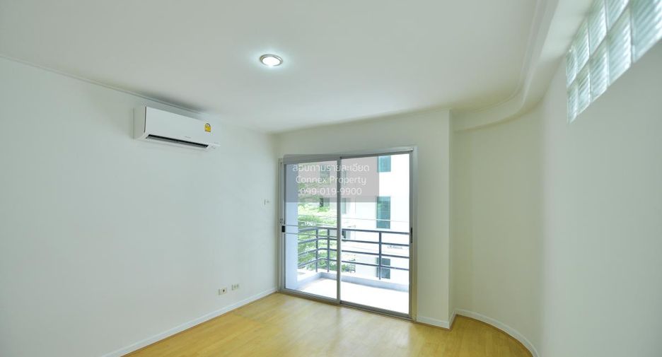 À vendre 2 chambres condo à Khlong Toei, Bangkok