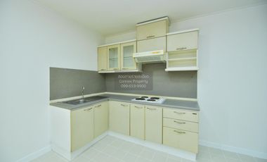 À vendre 2 chambres condo à Khlong Toei, Bangkok