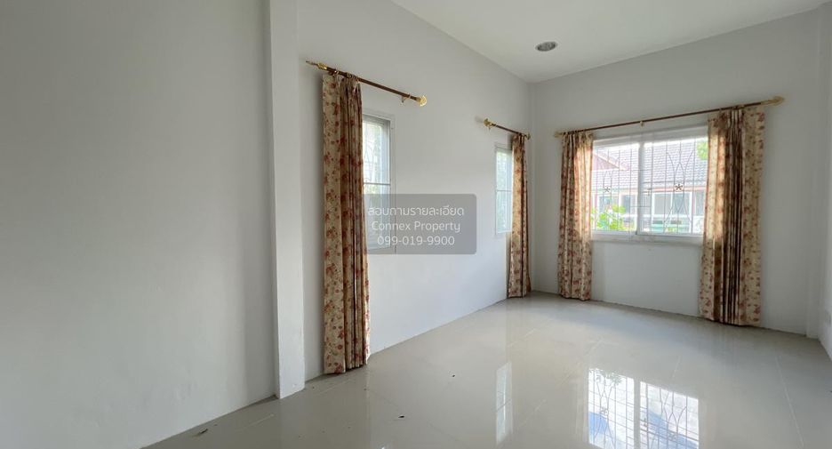 À vendre 3 chambres maison de ville à Thanyaburi, Pathum Thani