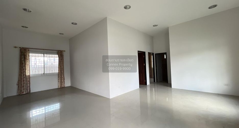 À vendre 3 chambres maison de ville à Thanyaburi, Pathum Thani