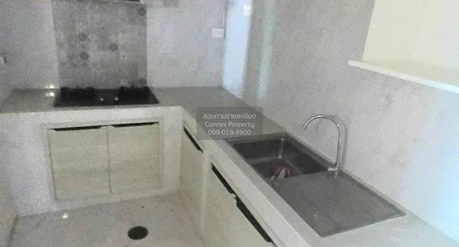 Casa adosada en venta de 4 habitaciones en Nong Khaem, Bangkok