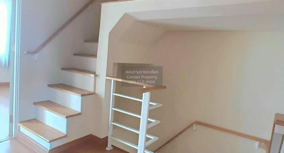 Casa adosada en venta de 4 habitaciones en Nong Khaem, Bangkok