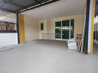 Casa adosada en venta de 4 habitaciones en Nong Khaem, Bangkok