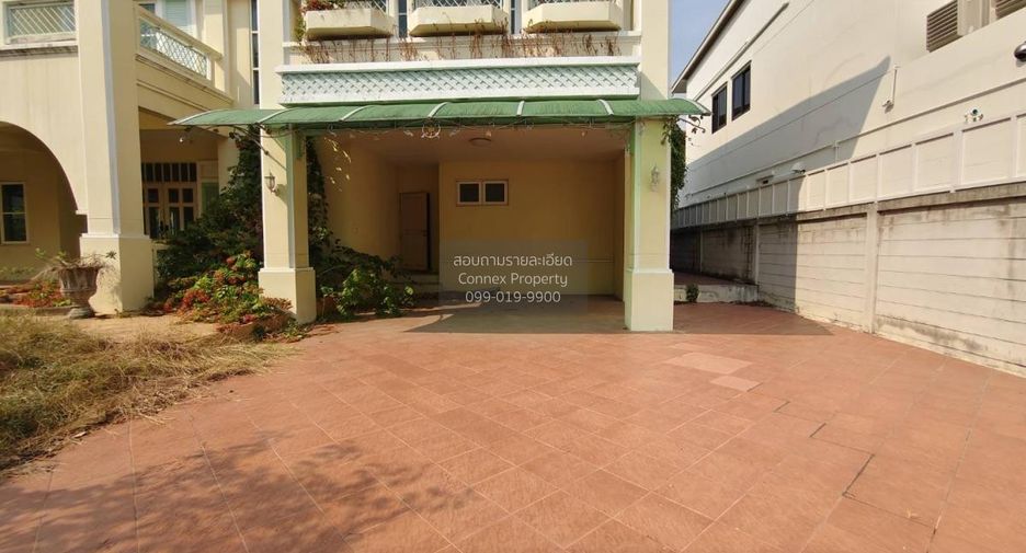 For sale 4 bedrooms house in Mueang Nonthaburi, Nonthaburi