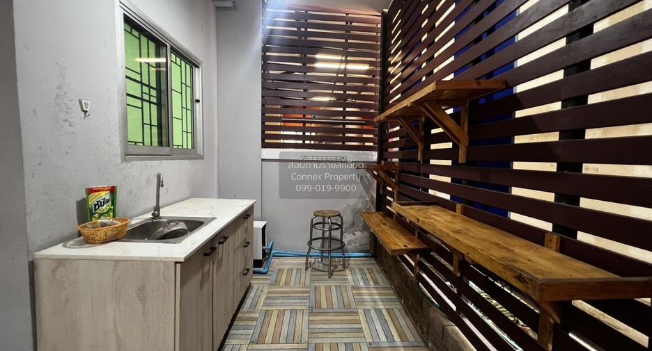 For sale 3 bedrooms townhouse in Sai Noi, Nonthaburi
